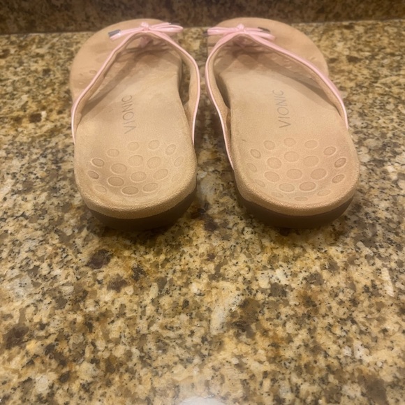 Vionic Bella Sandals Womens Sz 9 Pink Shimmer Comfy Arch Support Flip Flop - Picture 7 of 10